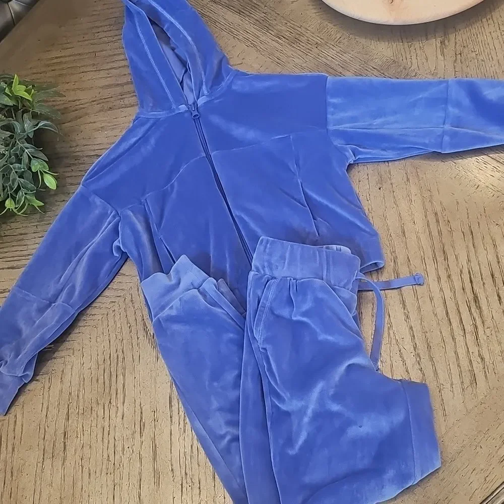 Yogalicious Purple Velour Jogging Set Size 5/6